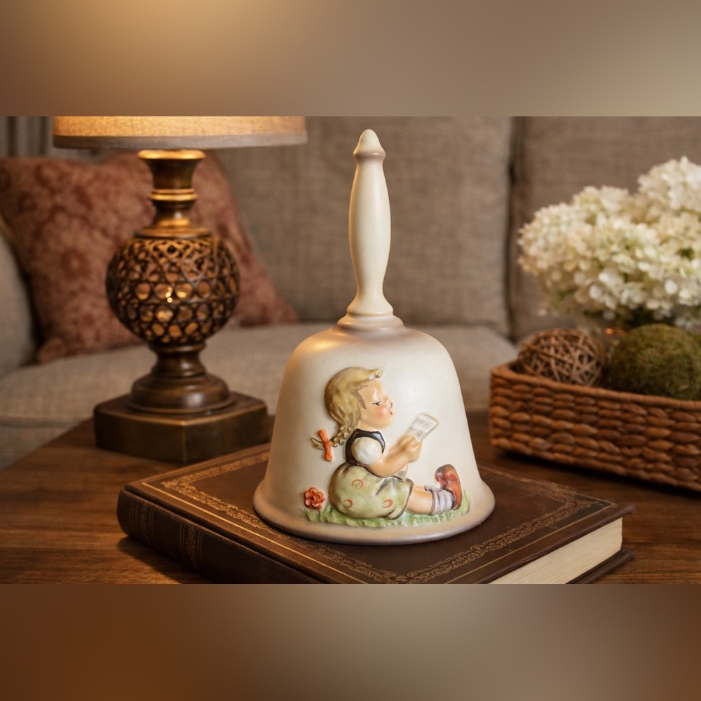 Vintage Discontinued Hummel Goebel 1985 Annual Bas-Relief Bell – 8th Edition
